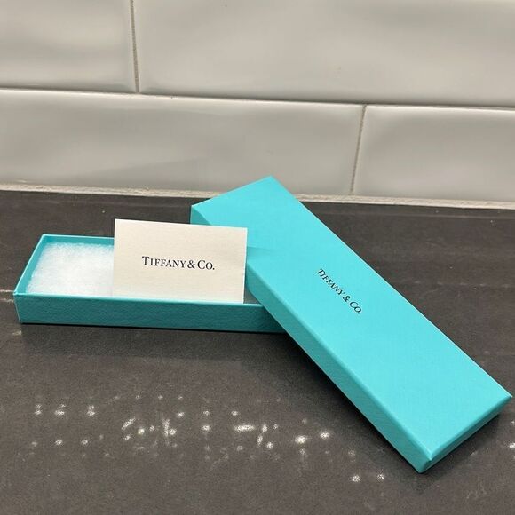 Tiffany & Co Presentation Bundle - Picture 2 of 11